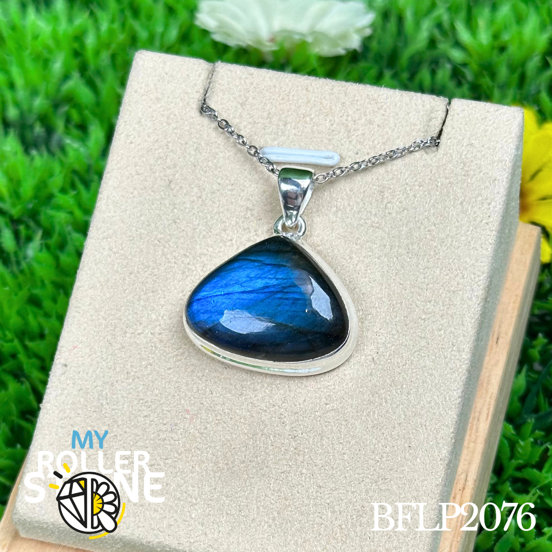 Pendentif Labradorite Blue Fire
