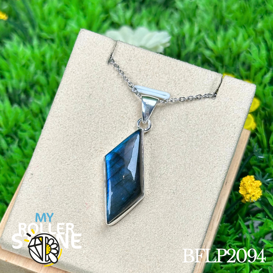 Pendentif Labradorite Blue Fire