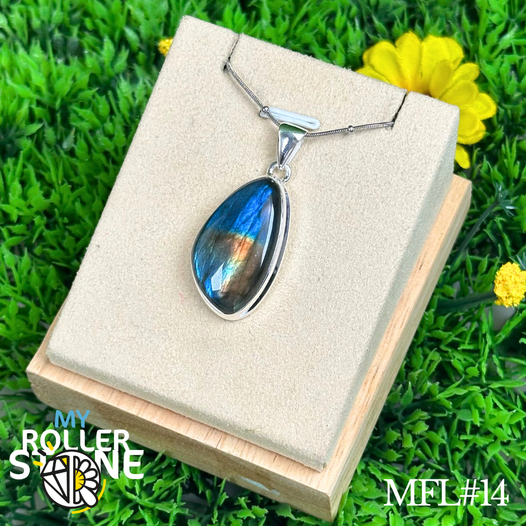 Pendentif en argent Labradorite