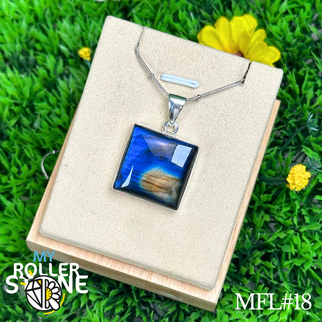 Pendentif en argent Labradorite