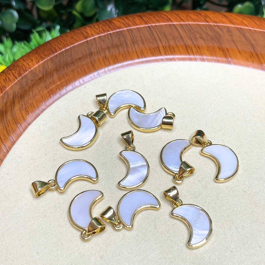 Pendentif Lune Nacre Blanche