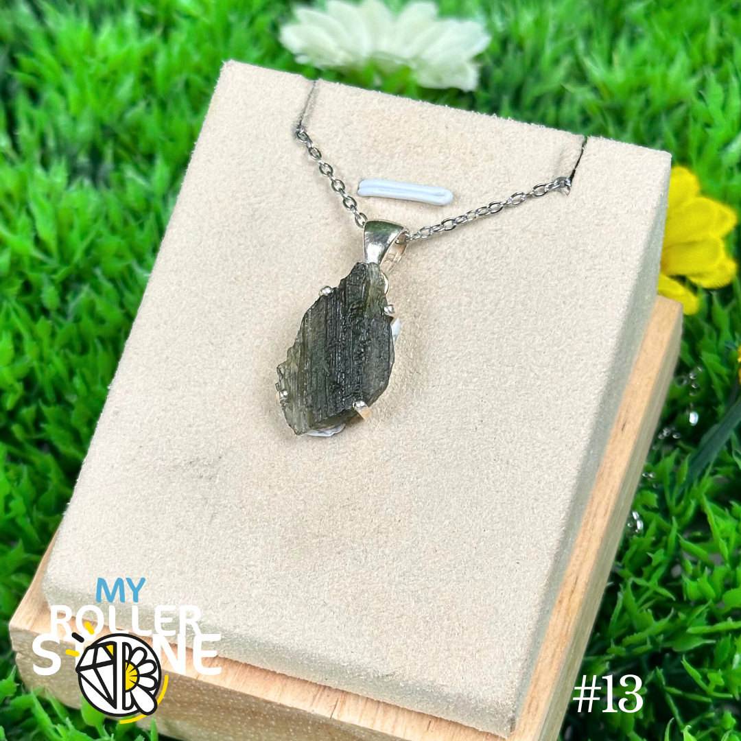 Pendentif Moldavite Brute #13