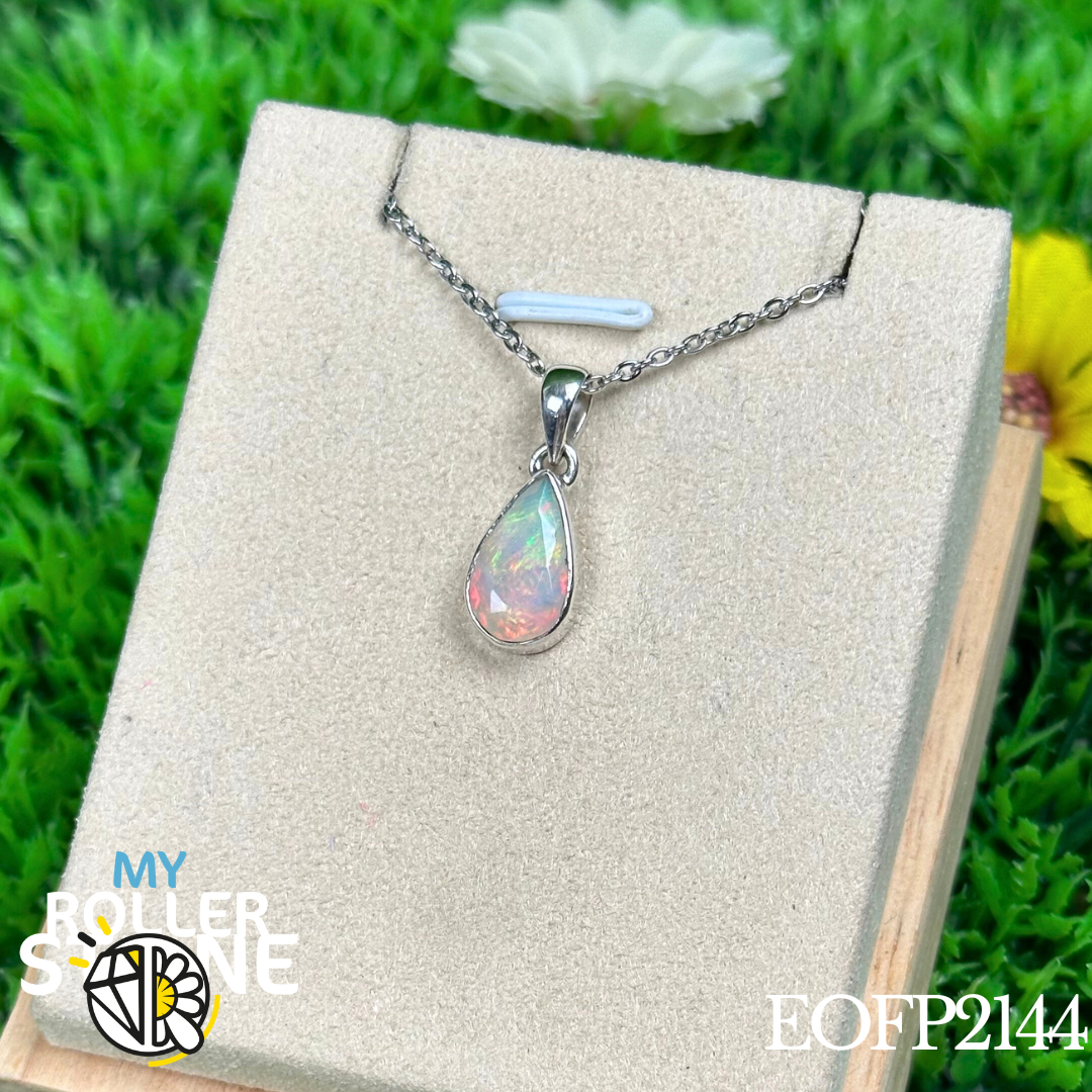 Pendentif en argent Opale éthiopienne