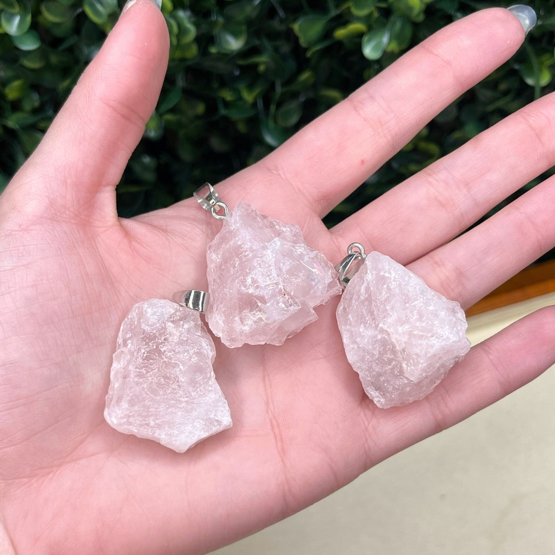 Pendentif Quartz Rose Brute Modèle N°1