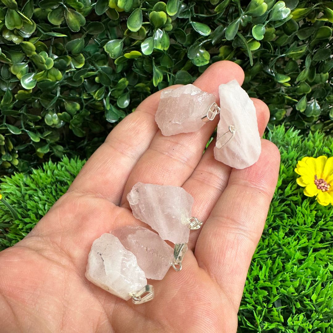 Pendentif Quartz rose brute Modèle N°2