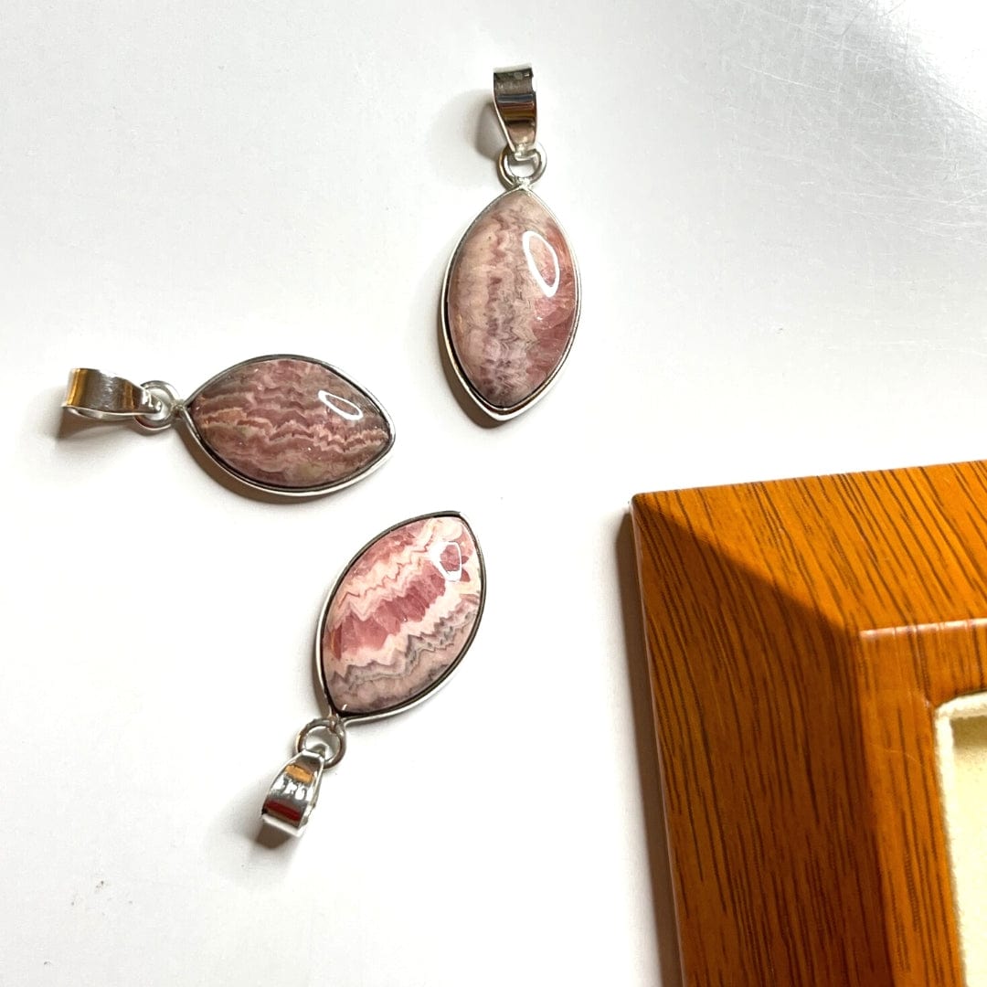 Pendentif marquise en rhodochrosite et argent
