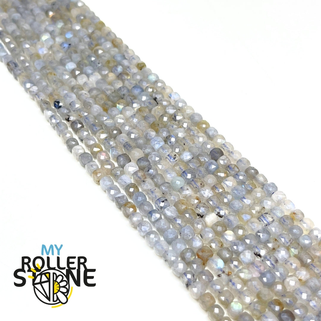 Perle Cubique Labradorite 4 MM