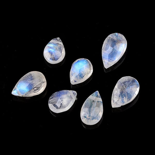 Perle Goutte plate à facettes Pierre de Lune Arc-en-ciel