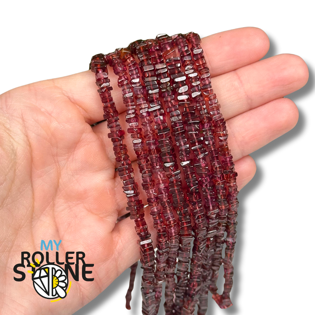 Perle Heishi carré Grenat 5A