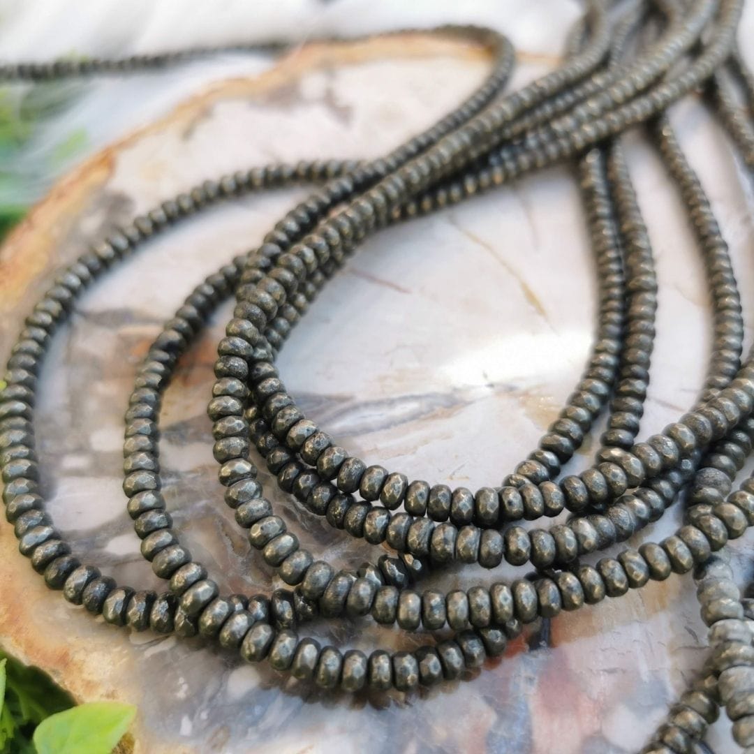 Perle facetté pyrite