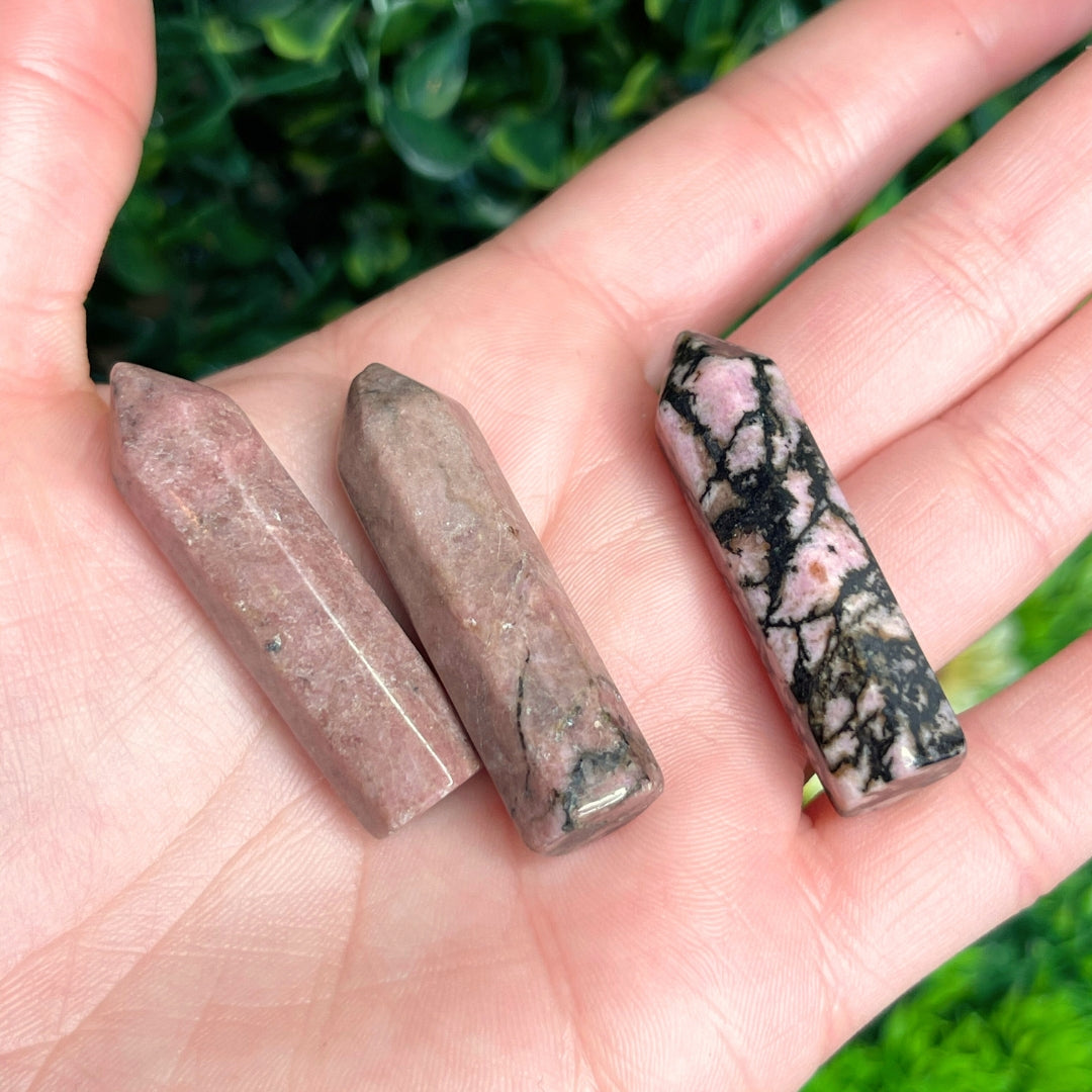 Petite Pointe Rhodonite Australienne