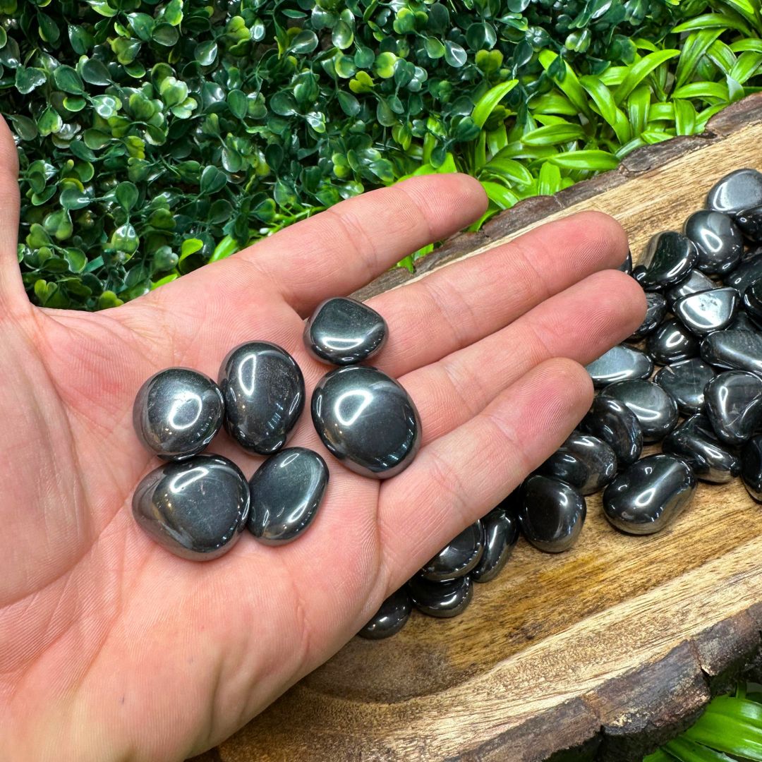 Pierre roulée Hématite (Taille Moyenne) - Pierres et fossiles