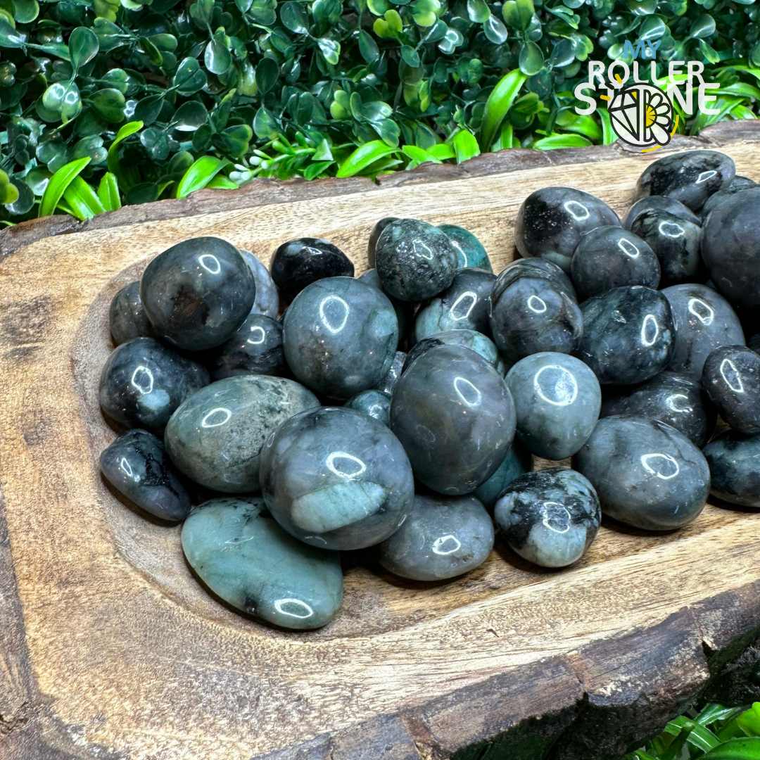 Pierres roulées en Émeraude (Taille Moyenne) - Pierres et fossiles