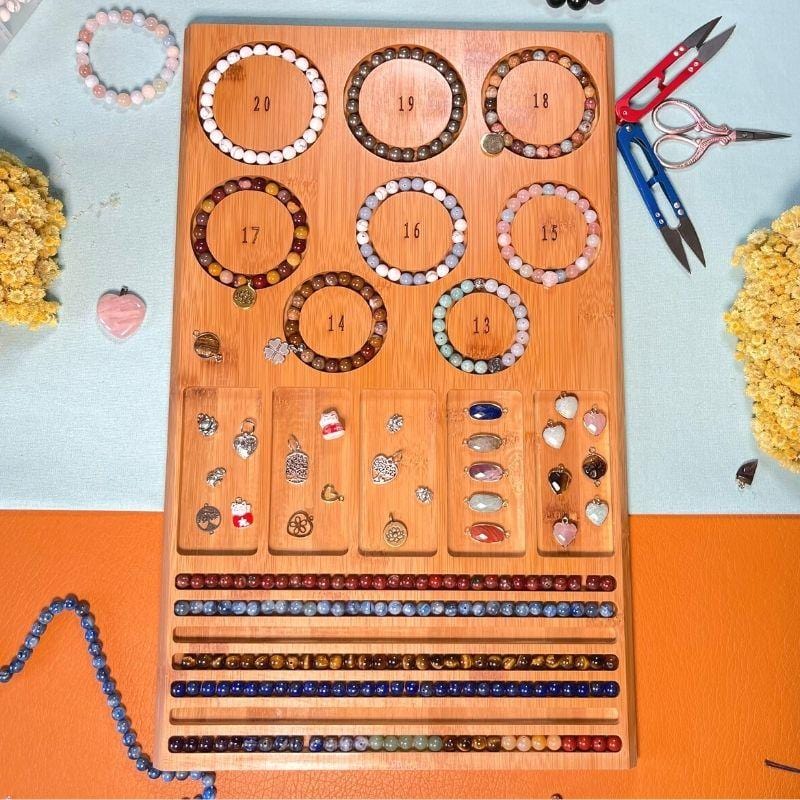 Planche en bois pour la création de bracelets