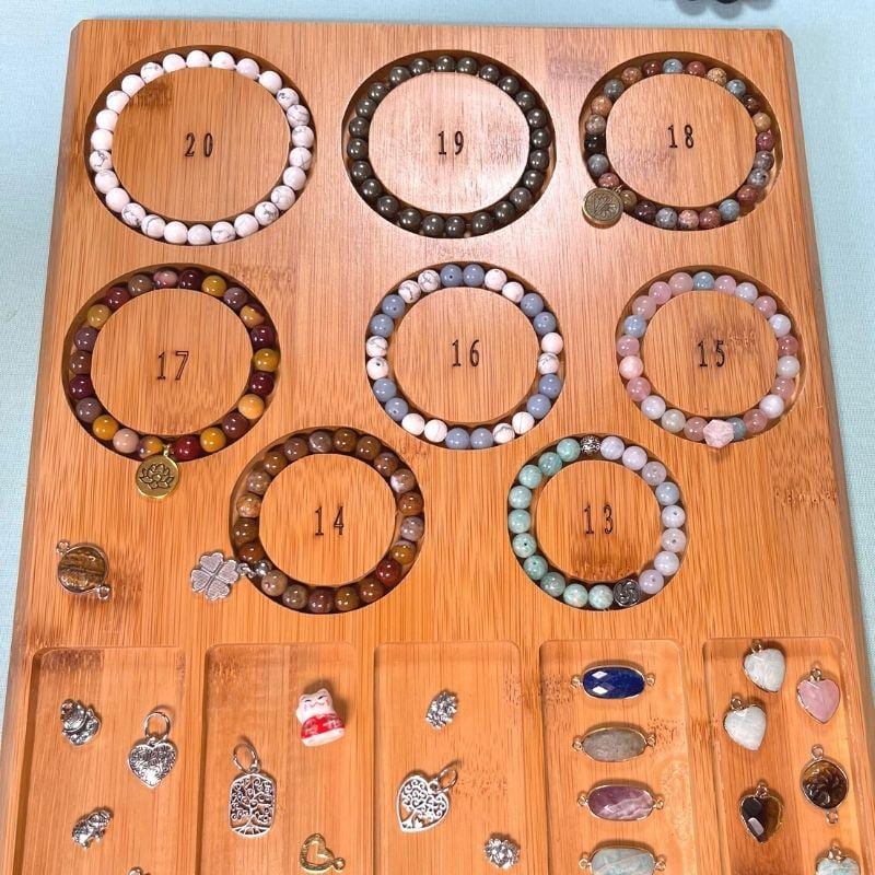 Planche en bois pour la création de bracelets