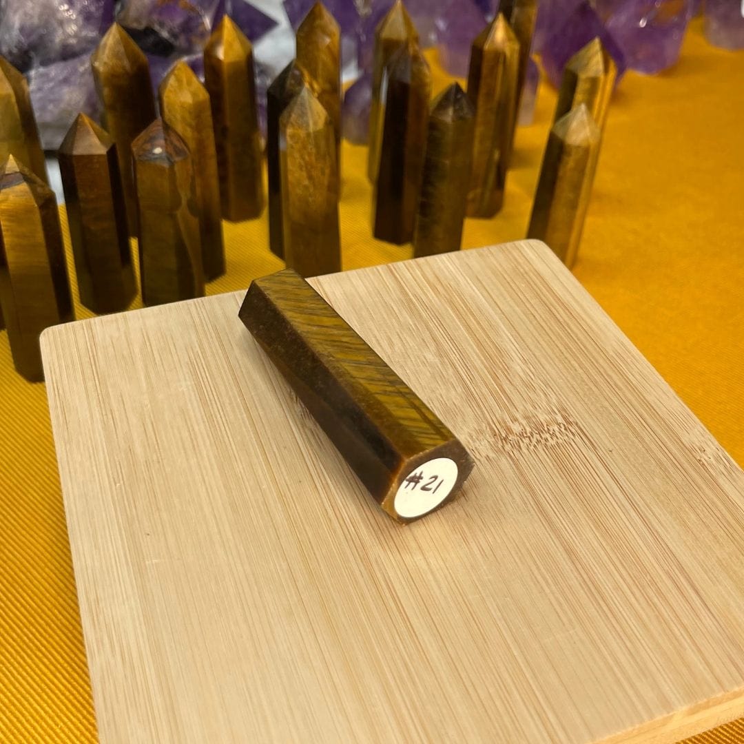 Pointe Oeil de tigre #21 - Pierres et fossiles