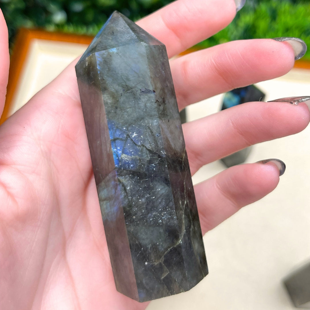 Grande Pointe Pierre Labradorite
