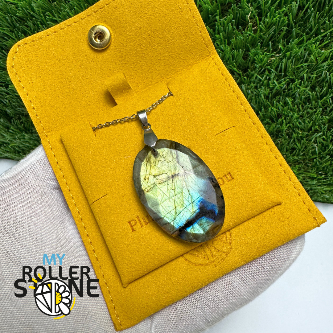 Pendentif Labradorite ovale Facettée