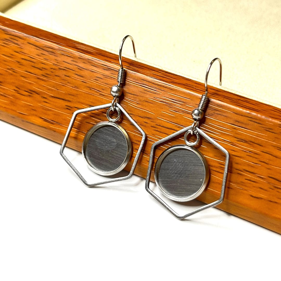 Boucles D'Oreilles Acier Inoxydable - Cabochon Chat Gris 18mm - Fermoir Clou - Pochette Cadeau