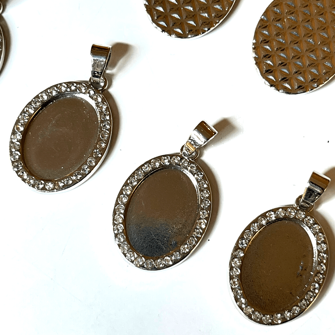 Support Pendentif Cabochon à Strass Platine