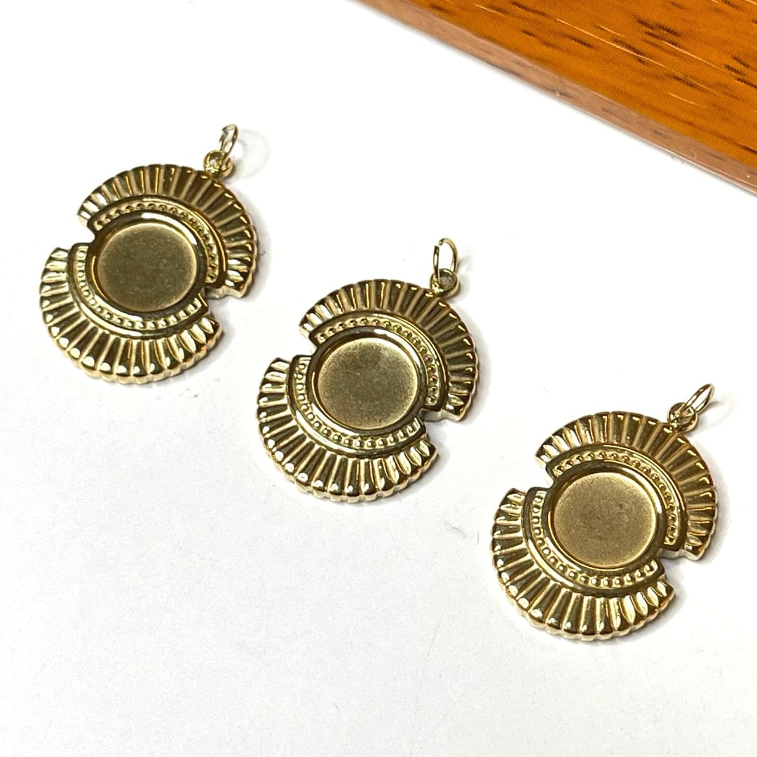 Support Pendentif Cabochon Doré