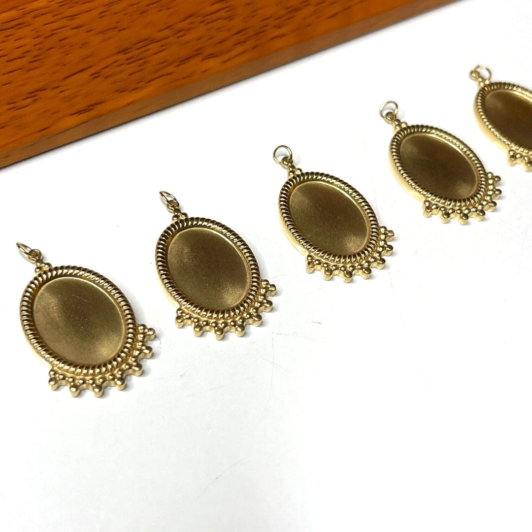 Support Pendentif Cabochon Doré Ovale 