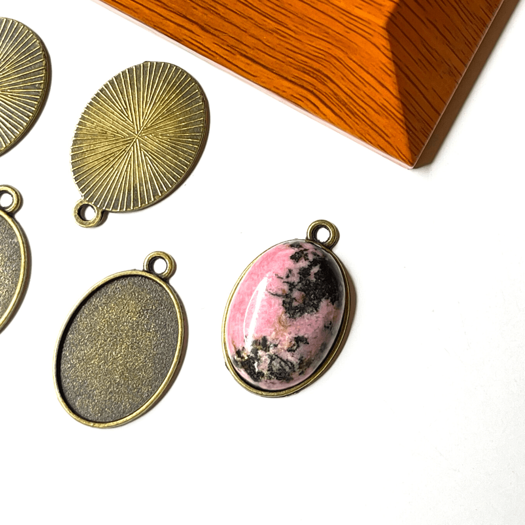 Support Pendentif Cabochon Ovale Bronze Ancien