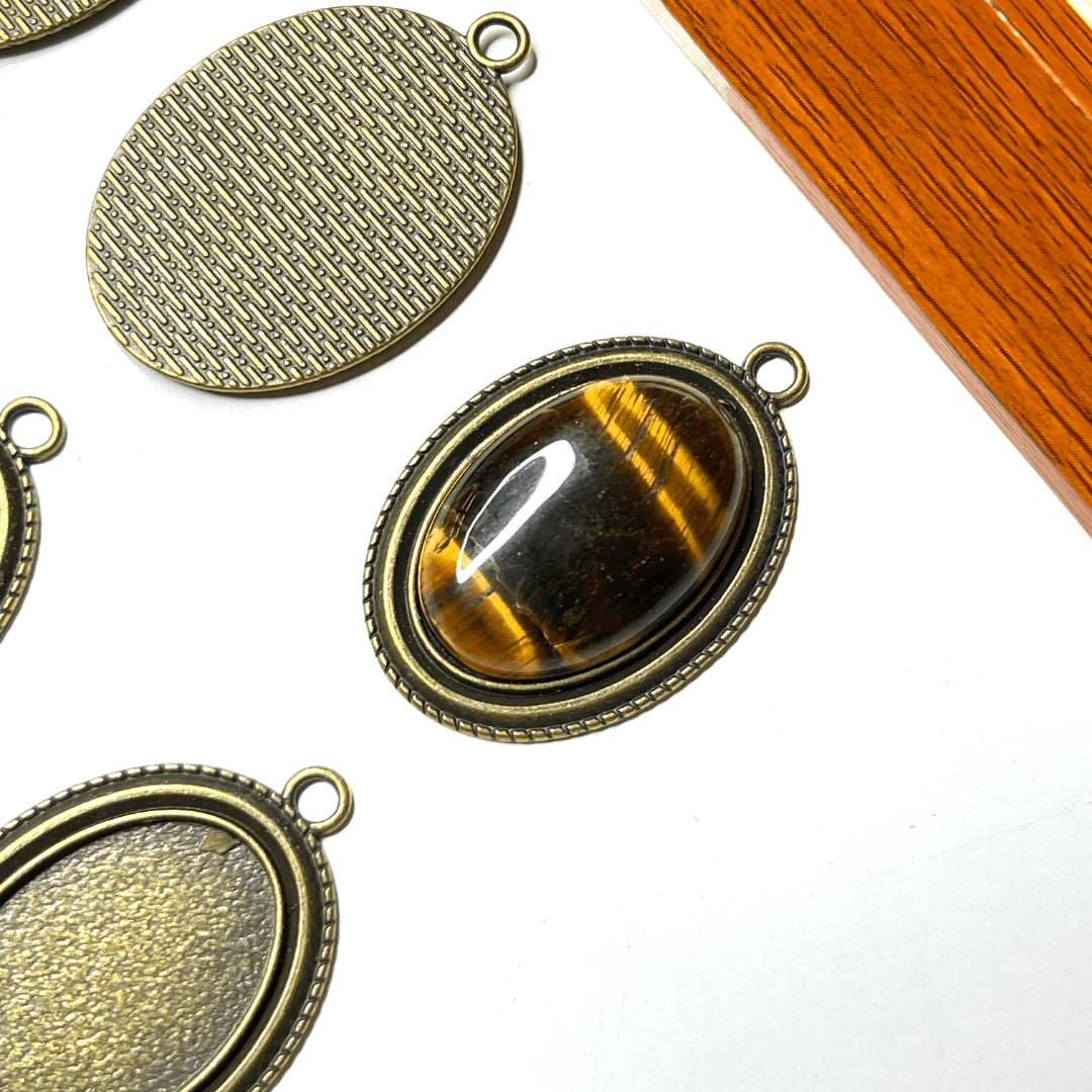 Support Pendentif Cabochon Style Tibétain