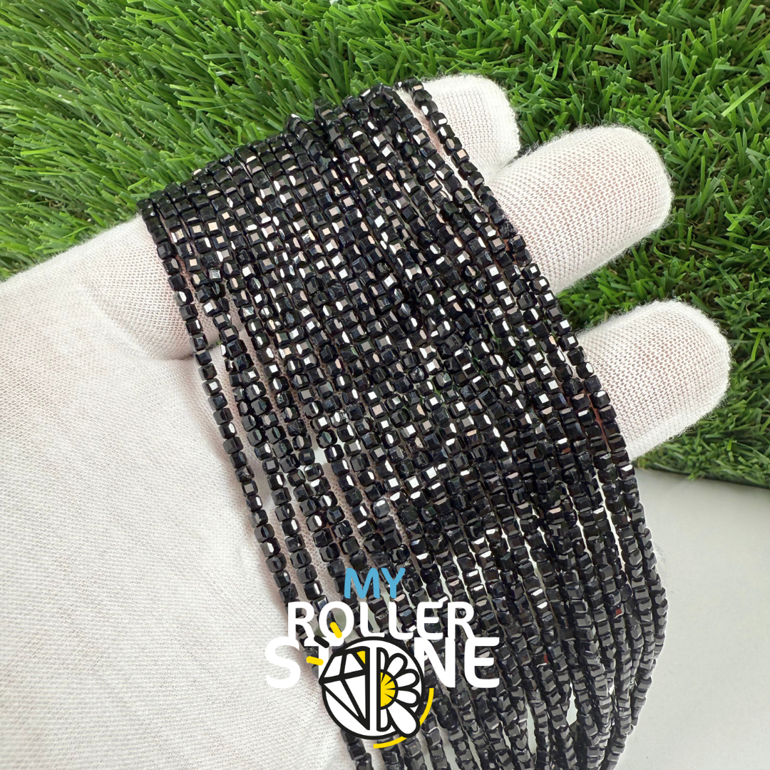 Perle Cubique Tourmaline noire